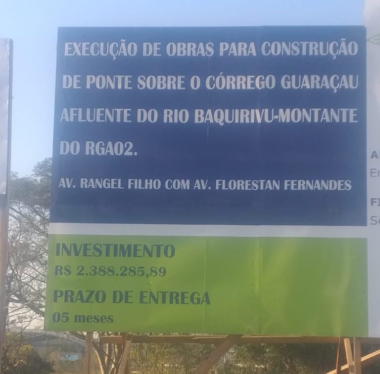 canalização de córrego parada