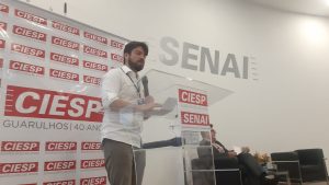 Guti, prefeito de Guarulhos, no Senai