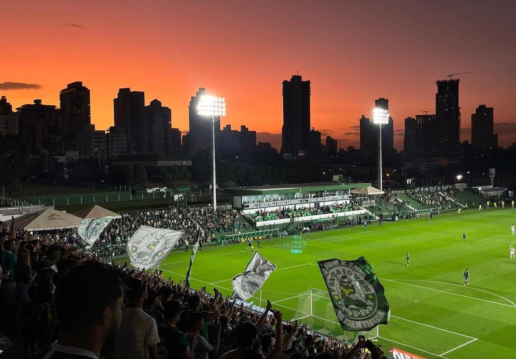 Estádio Serrinha - Goiás