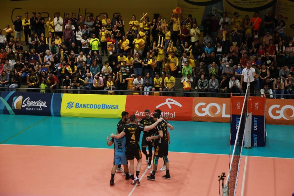 Vedacit Vôlei Guarulhos x torcida