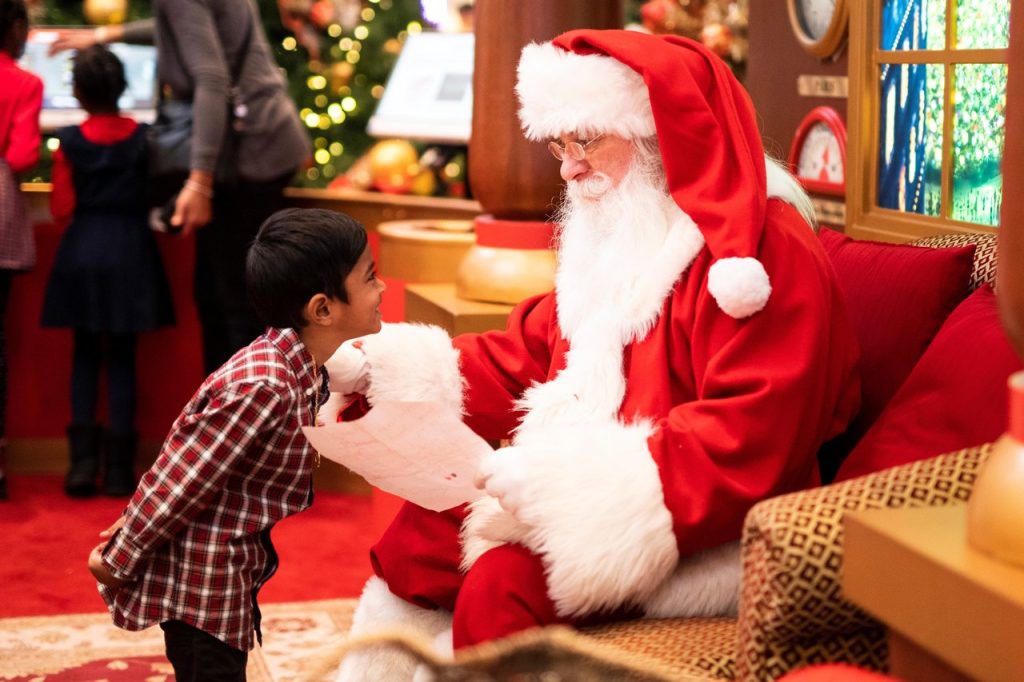 Correios iniciam campanha de adoção de cartinhas de Natal