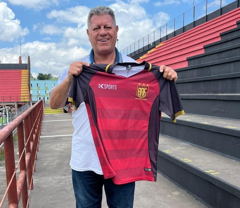 Antônio Pádua, diretor de futebol do Flamengo