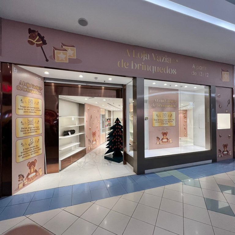 Loja Vazia Internacional Shopping