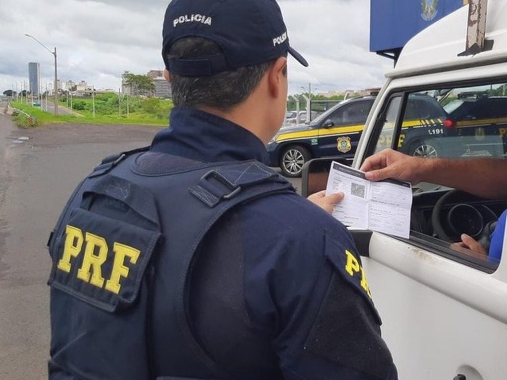Operação Natal da PRF registra 41 acidentes nas rodovias federais de SP
