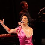 Zizi Possi, cantora