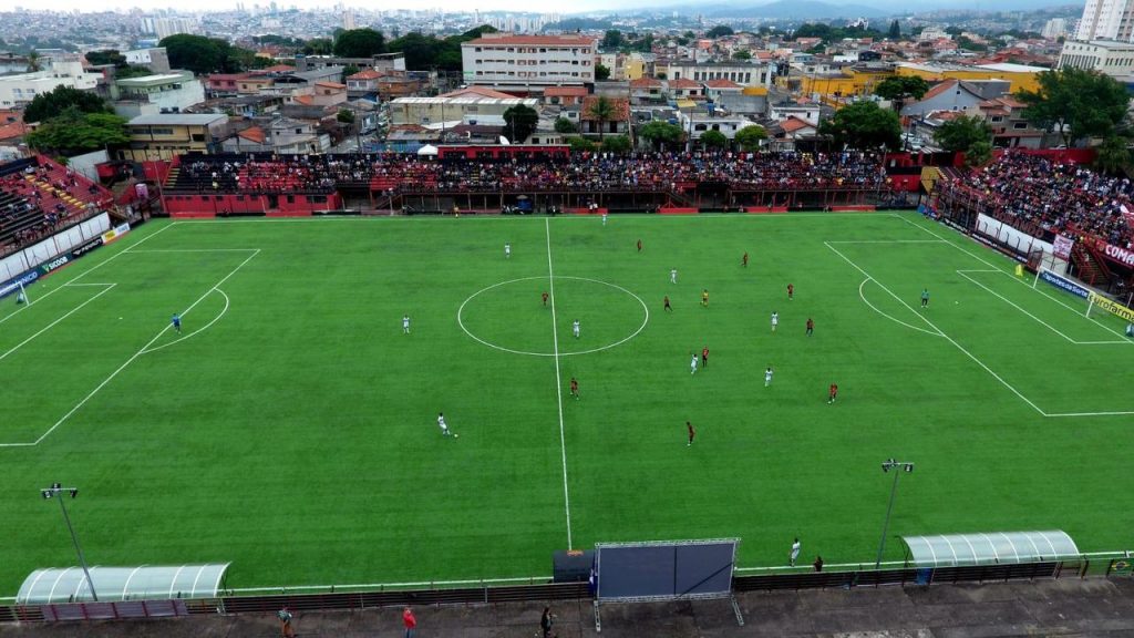 Flamengo jogando no Estádio Antônio Soares de Oliveira