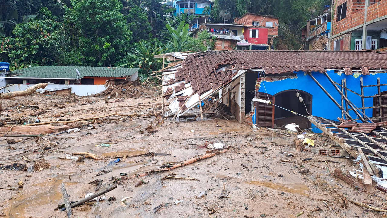 Chuvas causaram destruição em São Sebastião
