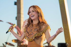 Claudia Leitte, cantora
