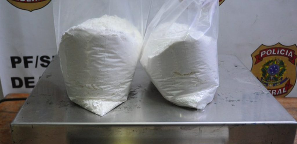 Três pessoas foram presas com mais de 30 kg de cocaína no Aeroporto de Guarulhos