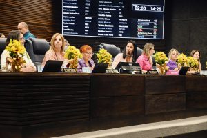 Vereadoras comandam Mesa Diretora no Dia Internacional da Mulher