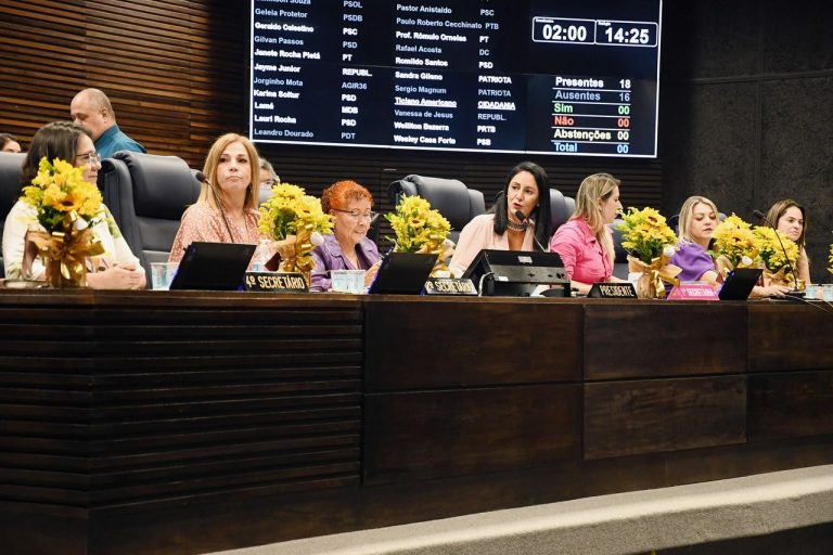 Vereadoras comandam Mesa Diretora no Dia Internacional da Mulher