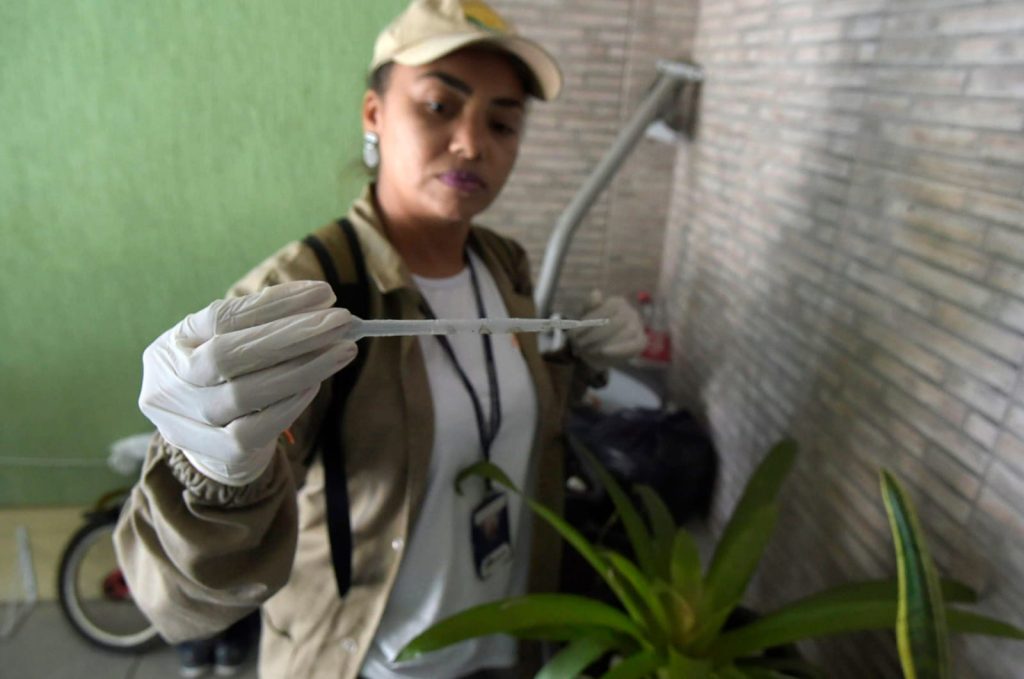 agente de combate a dengue