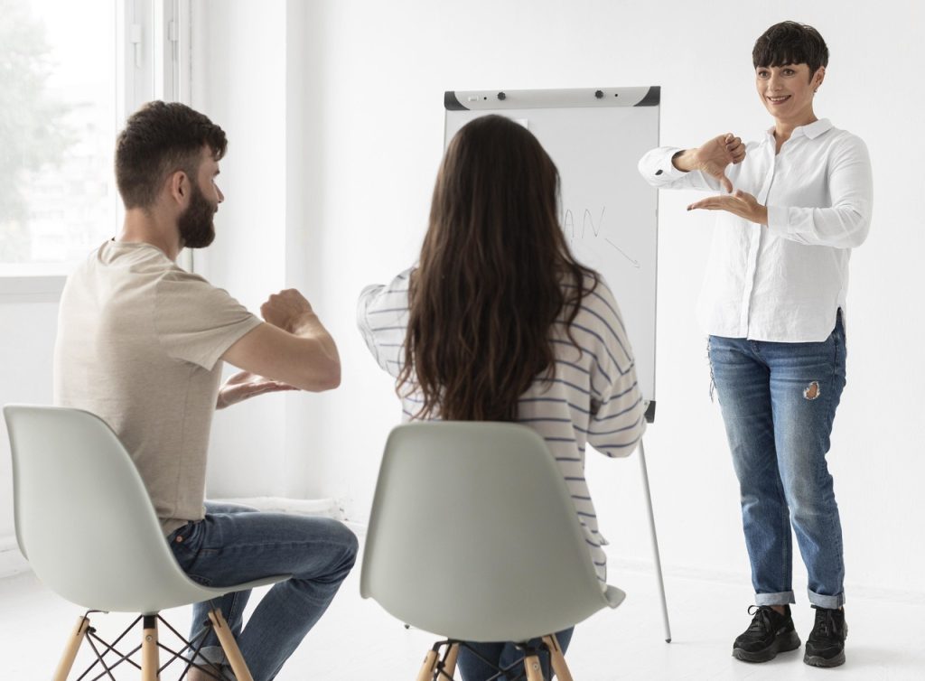 curso de Libras x linguagem de sinais