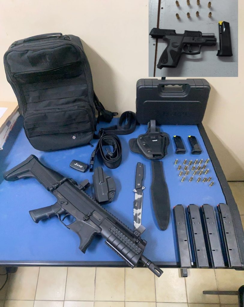 Homem que assassinou namorada no Santa Mena tinha arsenal de armas no carro 