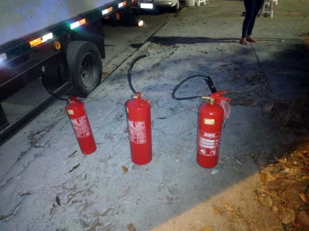 tentativa de incêndio a caminhão