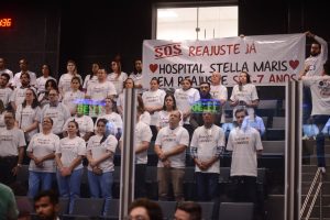 Funcionários do Stella Maris cobra reajuste na Câmara