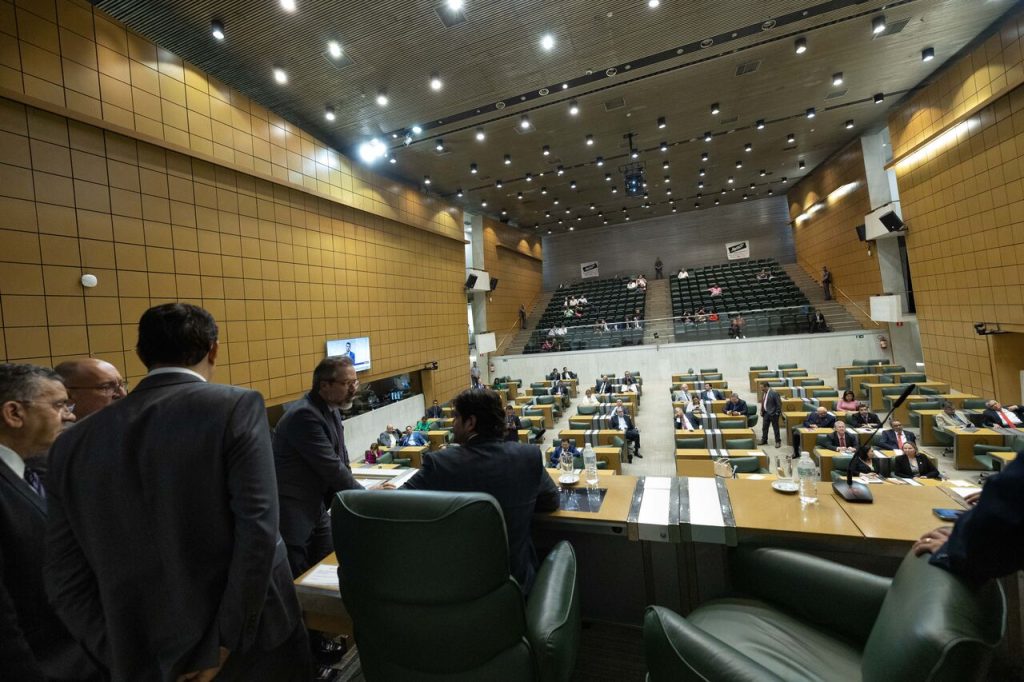 Sessão na Assembleia Legislativa de São Paulo