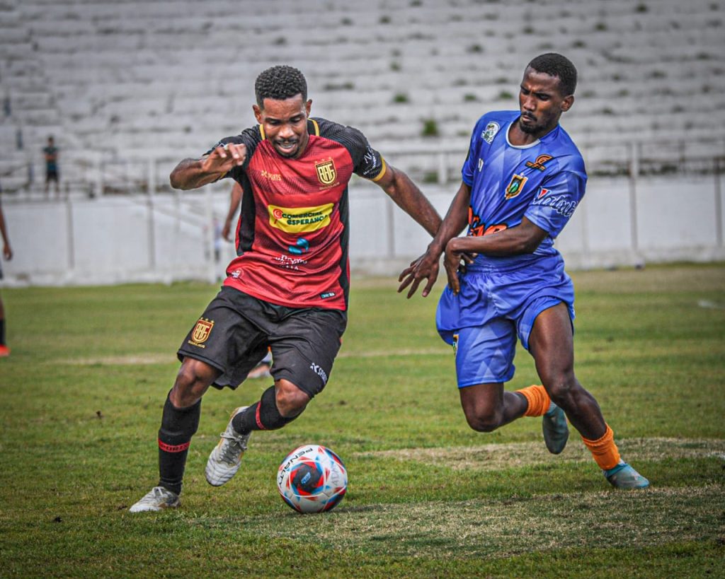 Flamengo de Guarulhos x Manthiqueira