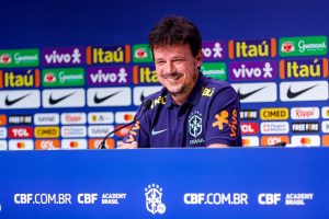 Fernando Diniz, técnico da Seleção Brasileira