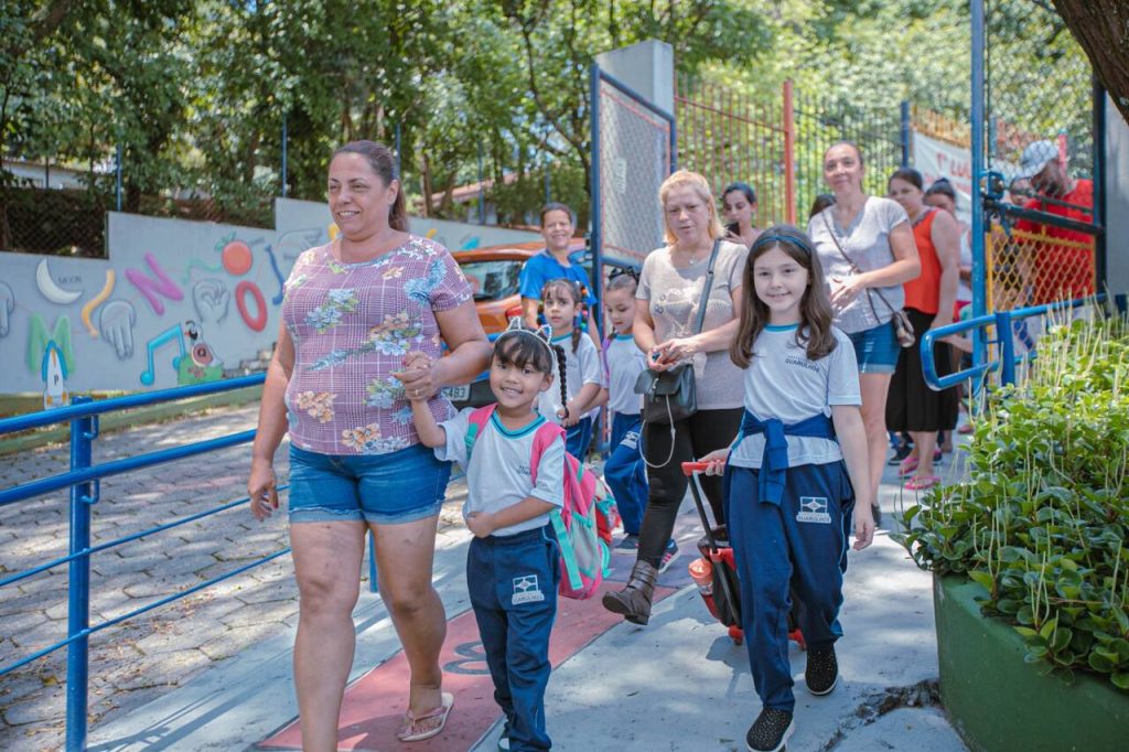 volta às aulas em Guarulhos