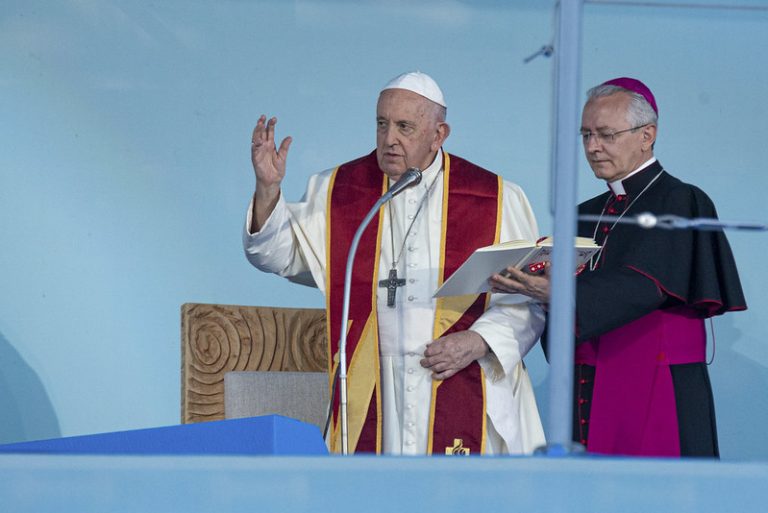 Papa Francisco na Via-Sacra da JMJ