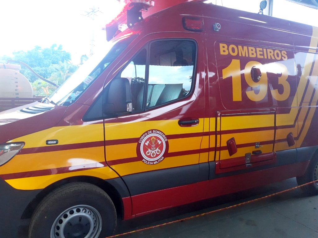 Acidente entre dois carros deixa mulher ferida em Cumbica 