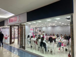 Espaço Outubro Rosa no Internacional Shopping