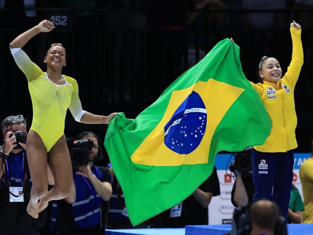 Rebeca Andrade e Flávia Saraiva