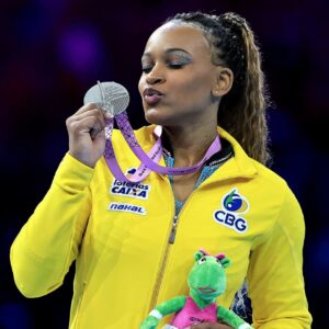 Rebeca Andrade, vice-campeã Mundial no individual geral