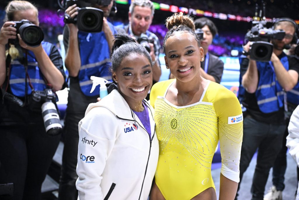 Simone Biles e Rebeca Andrade
