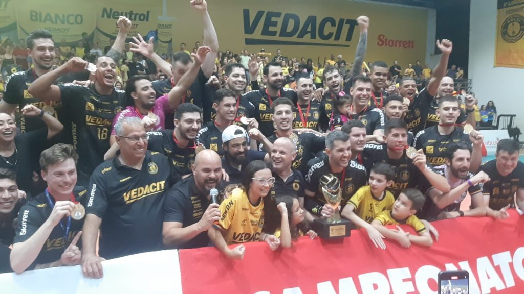 Guarulhos campeão paulista de vôlei
