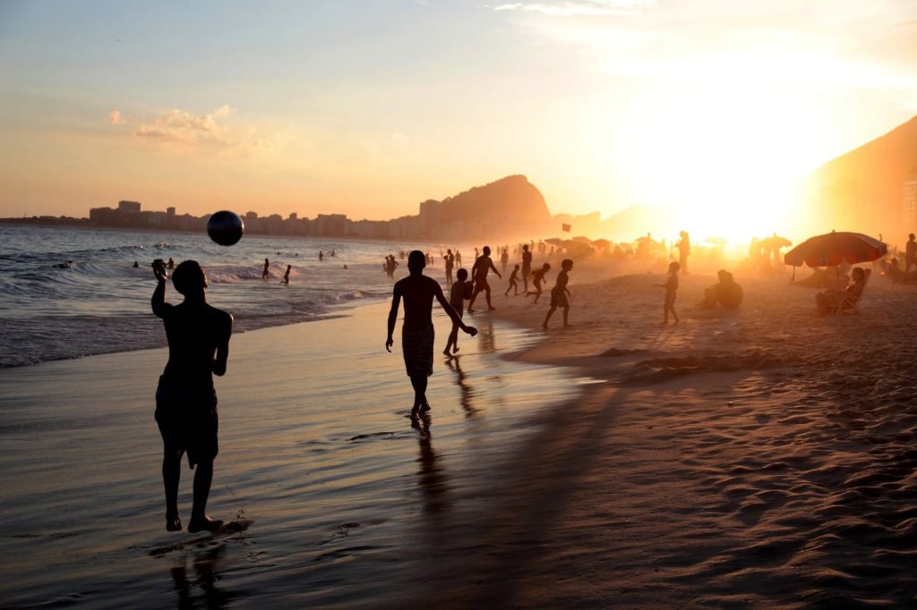 Pessoas na praia