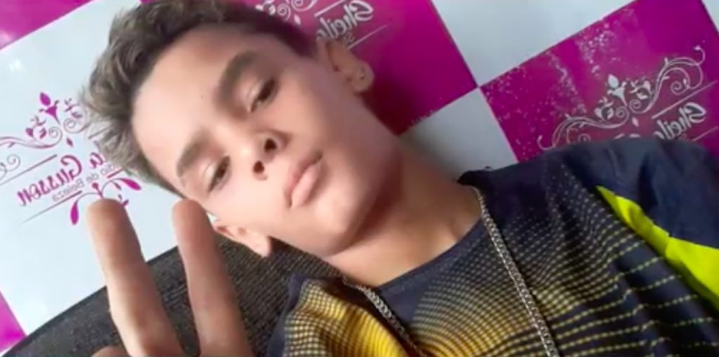 Motoqueiro atropela e mata adolescente que soltava pipa no Recreio São Jorge