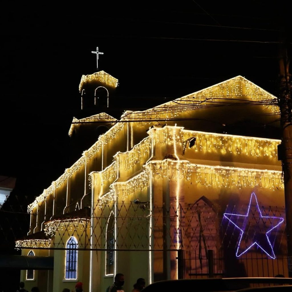 Iluminação de Natal na Paróquia São Pedro