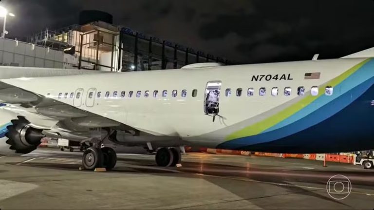 Boeing suspenso