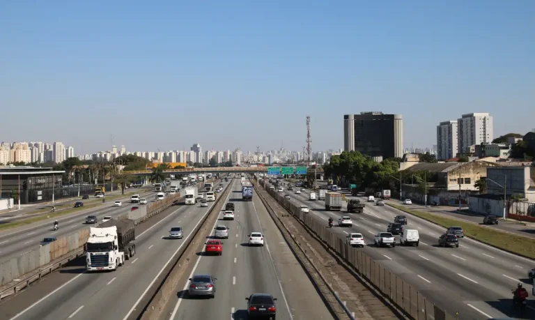 Rodovia Presidente Dutra