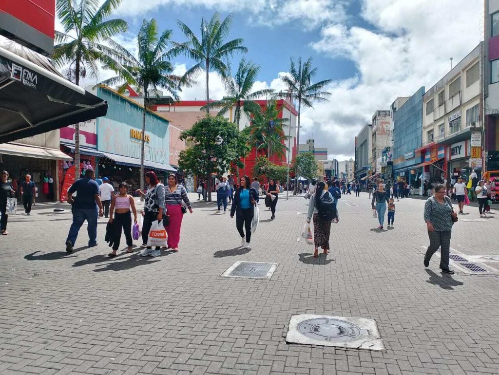 Calçadão da rua Dom Pedro