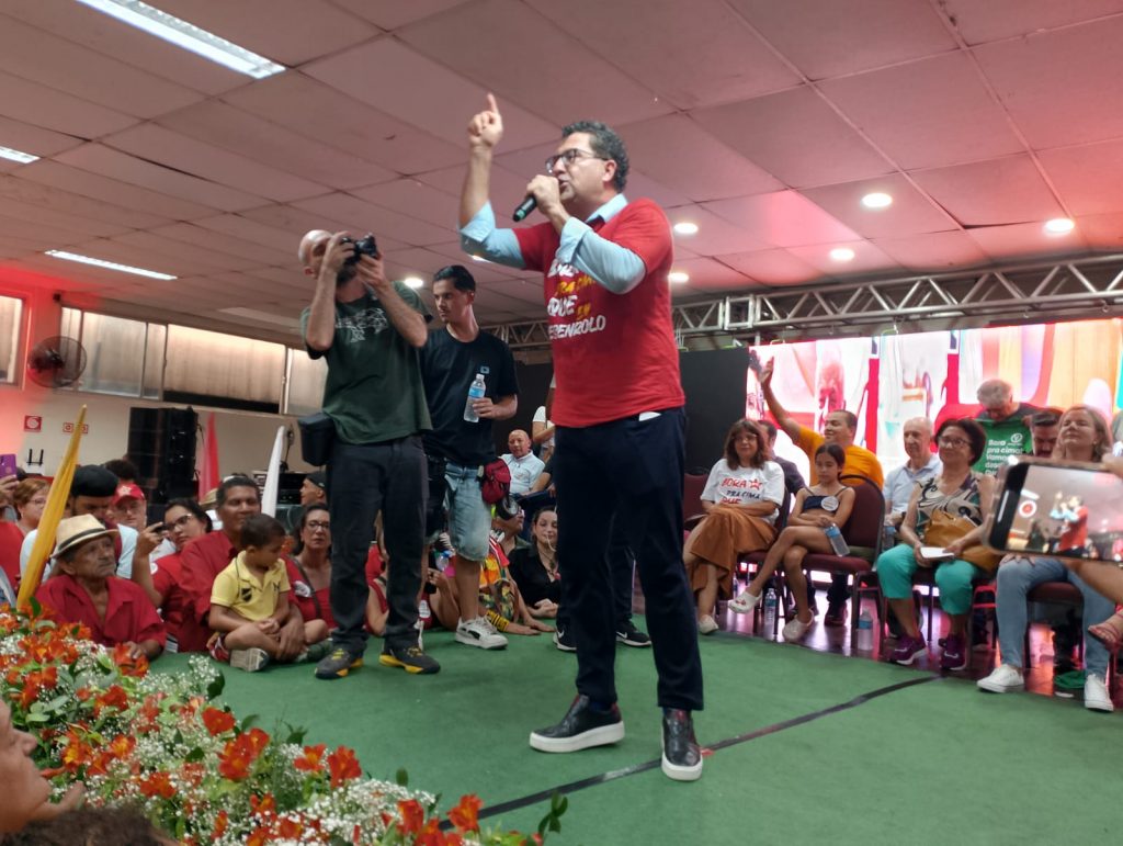 Alencar Santana no lançamento da pré-candidatura