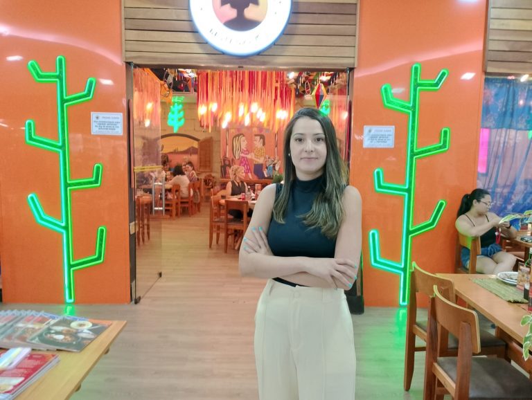 Débora Viana, gerente de Marketing do Internacional Shopping