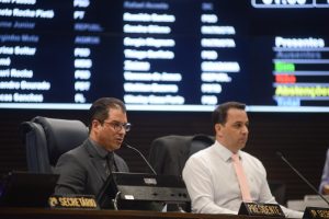 Ticiano Americano e Wesley CasaForte em sessão