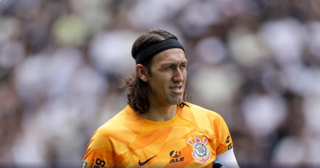 Goleiro Cassio