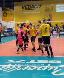 Vôlei Guarulhos x Minas - quartas da Superliga