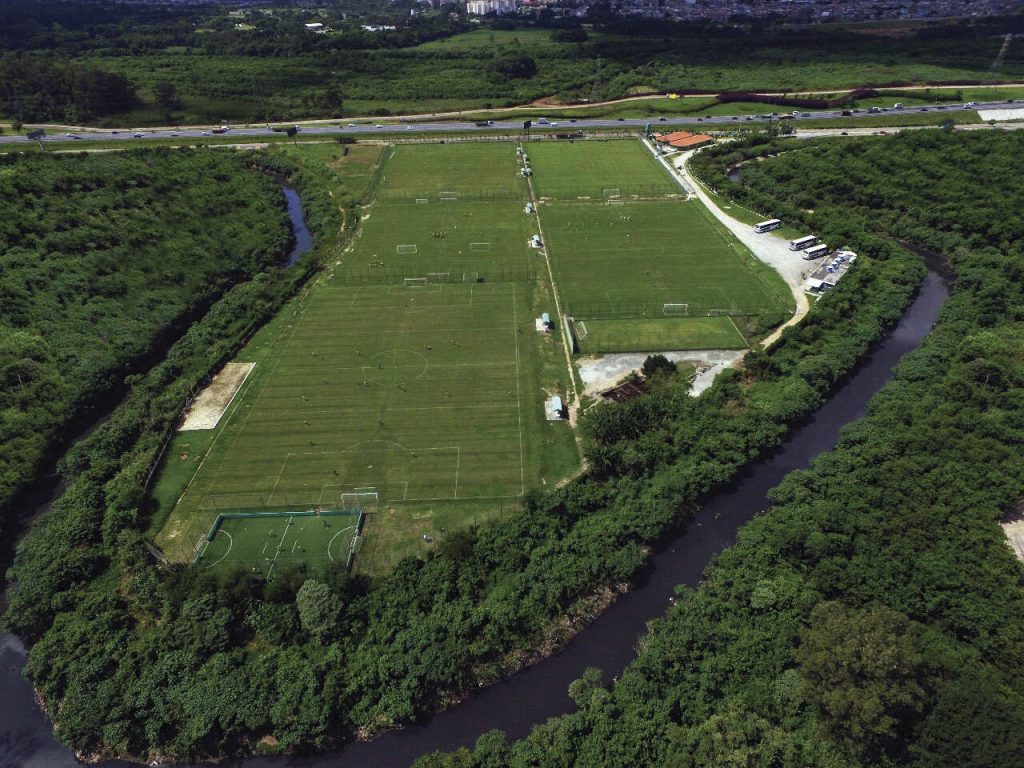 Academia de Futebol 2 do Palmeiras em Guarulhos