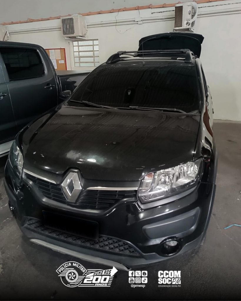 Carro roubado em Guarulhos