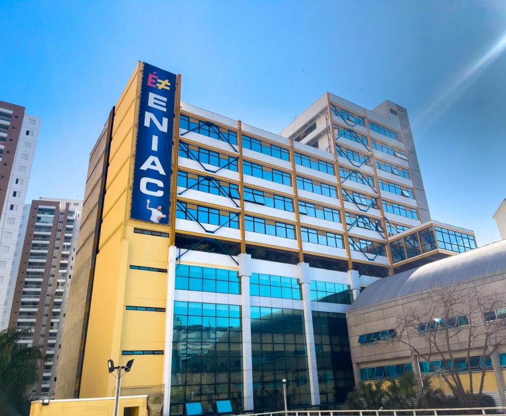 Fachada do Eniac