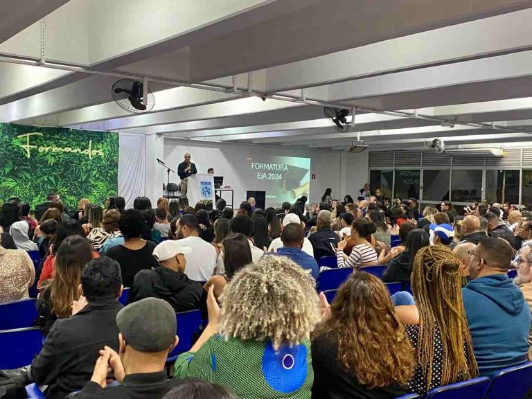 formatura EJA na UNG