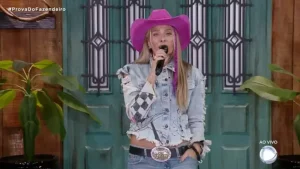 Adriane Galisteu, apresentadora de A Fazenda