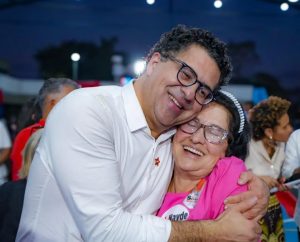 Alencar Santana e Dona Zorilda, sua mãe