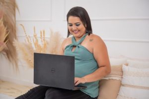 escritora Edilaine Soares