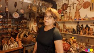 Cida, proprietária do Artes do Brasil